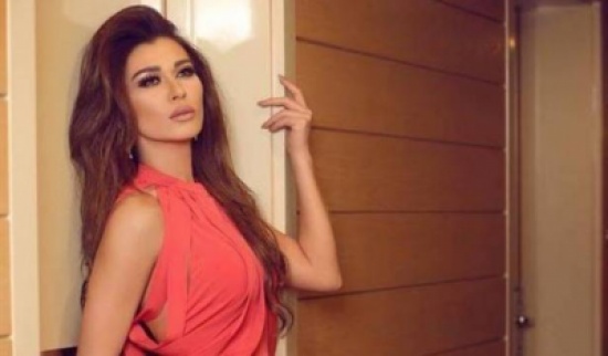 نادين الراسي تنشر صورة لخطيبها.. وتعلّق "أكمل طريقك" نادين الراسي تنشر صورة لخطيبها.. وتعلّق "أكمل طريقك"