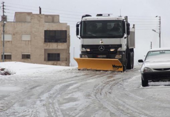تساقط الثلوج على المرتفعات الشمالية والجنوبية