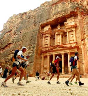 مليارا دينار الدخل السياحي لنهاية تشرين الاول الماضي 