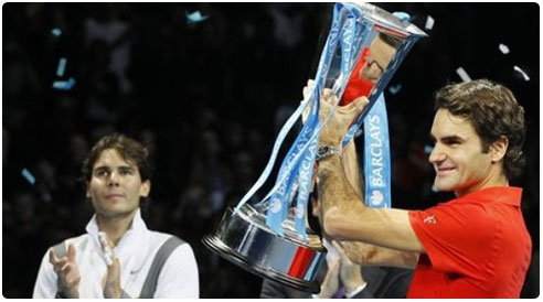 فيدرر يتفوّق على نادال ويحرز لقب الماسترز