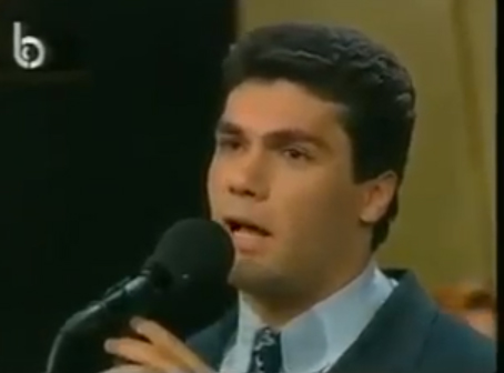 فيديو نادر للظهور الأول لفارس كرم في برنامج «استوديو الفن» 1996 فيديو نادر للظهور الأول لفارس كرم في برنامج «استوديو الفن» 1996