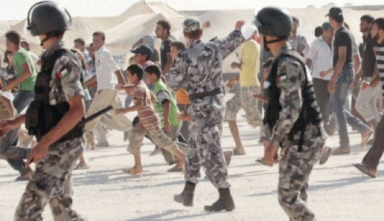 مشاجرة مسلحة في " الزعتري " واصابات بين اللاجئين مشاجرة مسلحة في " الزعتري " واصابات بين اللاجئين