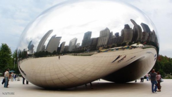 نحات يتهم الصين بسرقة بوابة السحاب