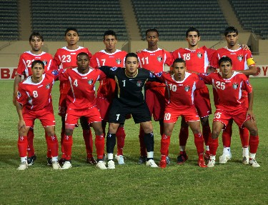 منتخب الناشئين يغادر إلى قطر