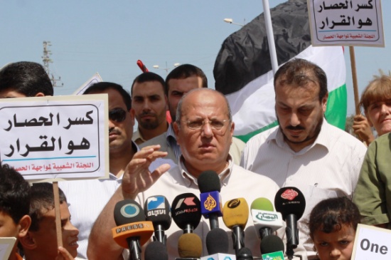 الخضري: فتح المعابر والممر المائي حق لشعبنا