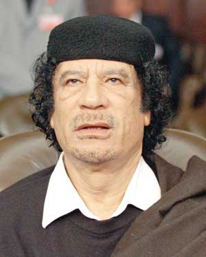 القذافي يغضب من طريقة استقباله في نيويورك فيقرر الاحتفاظ بكمية من اليورانيوم