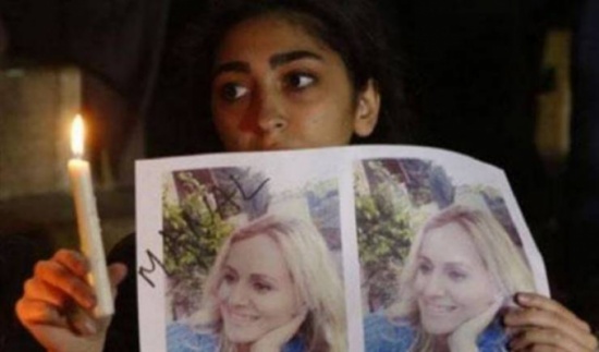 زوج منال امتصّ الدم من فمها وبصقه بوجه والدتها.. وتقرير مروّع للطبيب الشرعي