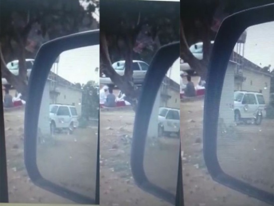 شاهد.. شبان يجاهرون بالإفطار في نهار رمضان