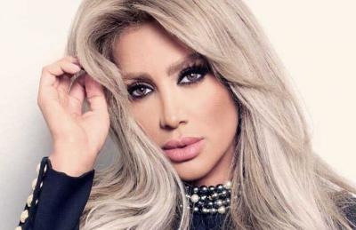 بالصور: مايا دياب بثياب متسخة وعديلة انتهزت الفرصة بالصور: مايا دياب بثياب متسخة وعديلة انتهزت الفرصة