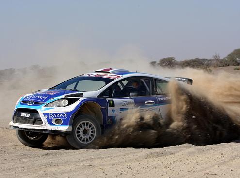 طنطش سابعا والعطية يفوز برالي دبي 