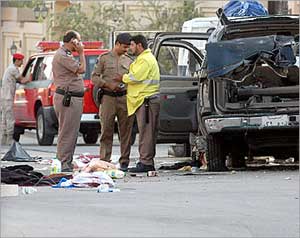 القاعدة خططت لاغتيالات بالسعودية