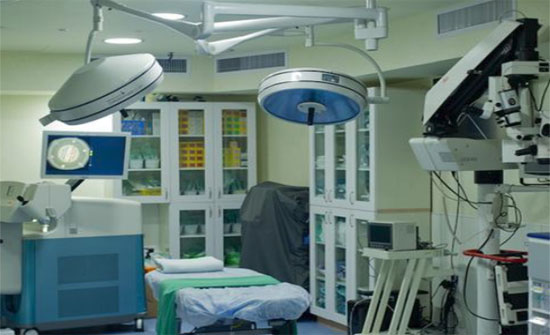 إحالة طبيبي "تجميل وقص معدة" إلى النائب العام