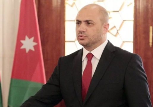 وزير الاوقاف يحيل عدداً من شركات الحج والعمرة الى المدعي العام وزير الاوقاف يحيل عدداً من شركات الحج والعمرة الى المدعي العام