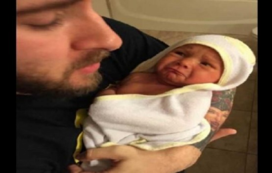 صورة تنقذ حياة طفلة صورة تنقذ حياة طفلة