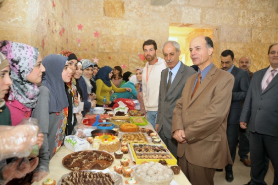 بازار خيري في جامعة العلوم والتكنولوجيا