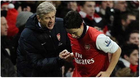 فينغر يعتزم تجديد عقد نصري