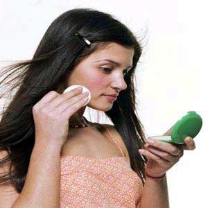  عمرك يحدد طرق العناية ببشرتك ومكياجك