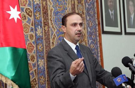 المومني يدعو الى تسليط الضوء على المبادرات الشبابية التطوعية