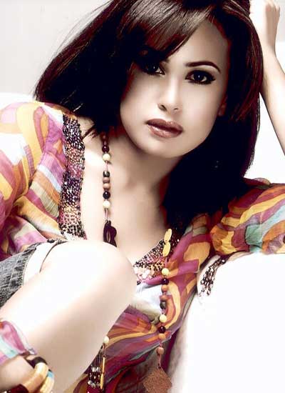 طوارىء.. هند صبري