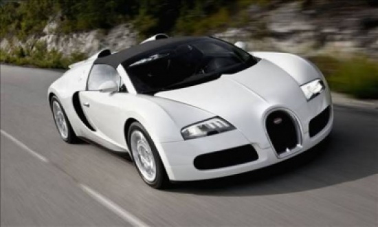 تحذير لأصحاب السيارات الفارهة.. هكذا يسرقونها بأقل من دقيقتين!