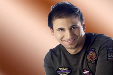 محمد قويدر أفضل مطرب شاب في أهم استفتاء جماهيري بالشرق الأوسط