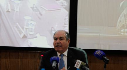 الملقي يحاضر في كلية الدفاع الوطني (تفاصيل)