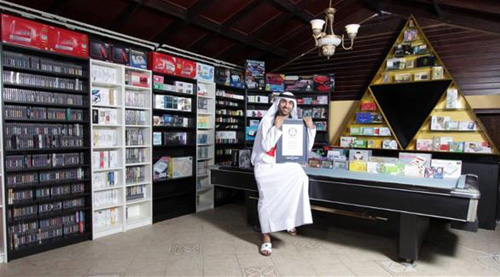 إماراتي يمتلك أكبر عدد من أجهزة نينتندو في العالم إماراتي يمتلك أكبر عدد من أجهزة نينتندو في العالم