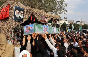 حلب.. محرقة الإيرانيين وطهران تشيع قتلاها في قم (صور)