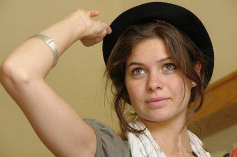 يسرا اللوزي تنافس الكبار في مهرجان القاهرة للإعلام العربي