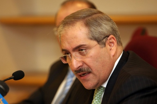 جودة يجري مباحثات بالقاهرة مع نظيريه الفرنسي والمصري