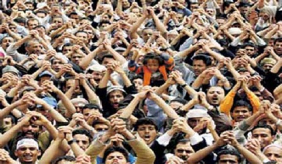 توافد الجماهير فى صنعاء لتنظيم مليونية "معا لنصرة فلسطين" توافد الجماهير فى صنعاء لتنظيم مليونية "معا لنصرة فلسطين"