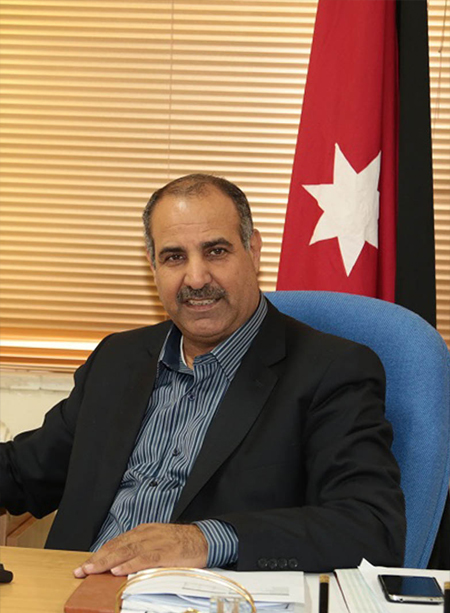 "العاملين بالكهرباء" تجدد لعلي الحديد رئاسة الدورة المقبلة "العاملين بالكهرباء" تجدد لعلي الحديد رئاسة الدورة المقبلة