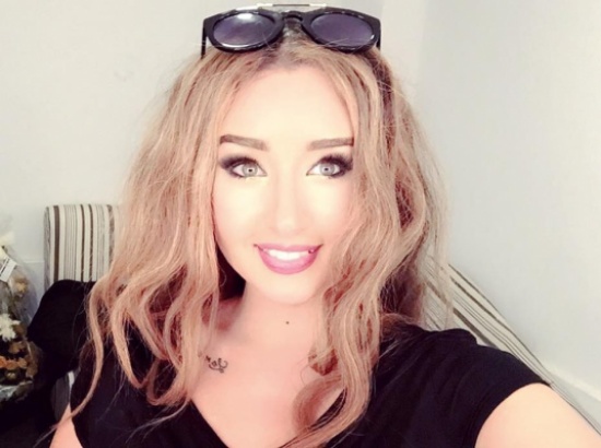 خضوع هنا الزاهد لعملية تجميل في أنفها يحدث جدلاً! خضوع هنا الزاهد لعملية تجميل في أنفها يحدث جدلاً!