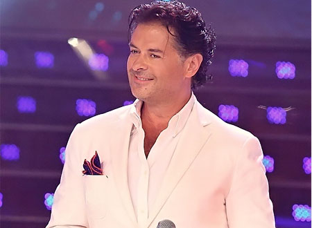 راغب علامة يحصل على درع الوفاء