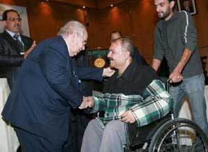 الأمير رعد بن زيد يشيد بمعرض إبداعات ذوي الإعاقة 