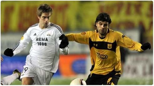 آريس يهزم روزنبورغ ويقصي حامل اللقب