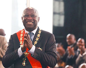 غباغبو يرفض التنحي عن الرئاسة   