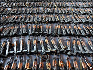 تهريب الاسلحة الايرانية يثير نزاعا دبلوماسيا في افريقيا