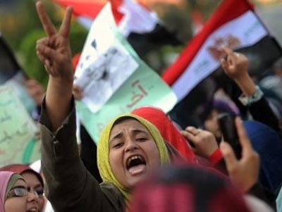 أردنيات يعتصمن تضامنا مع نساء سوريا ومصر