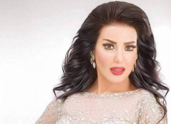 سمية الخشاب وبيومي فؤاد يقضيان "شهر العسل" في لبنان سمية الخشاب وبيومي فؤاد يقضيان "شهر العسل" في لبنان