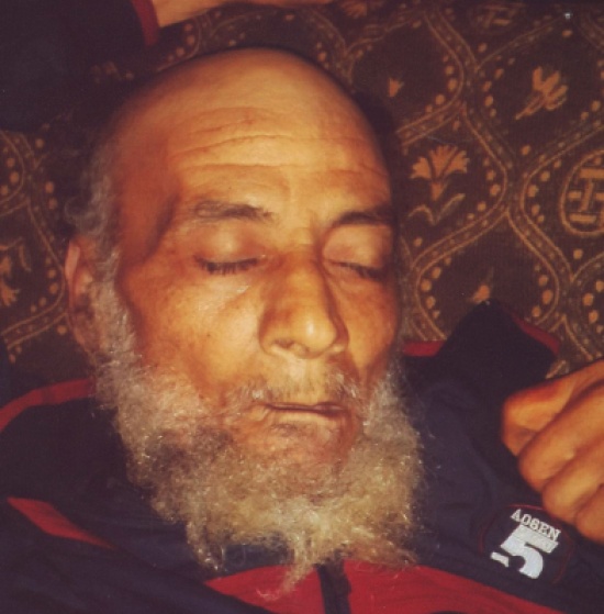 وفاة عبدالسلام المحاميد في منزله .. والأمن يدعو من يعرفه للمراجعة وفاة عبدالسلام المحاميد في منزله .. والأمن يدعو من يعرفه للمراجعة