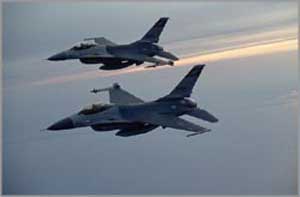 طائرات الاحتلال تقصف موقعا في رفح جنوب قطاع غزة  