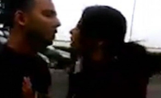 زوجة تنقض على زوجها وعشيقته بعد «قفشهم» في فندق..