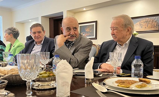 السفير السعودي في عمان يقيم مائدة إفطار .. صور السفير السعودي في عمان يقيم مائدة إفطار .. صور
