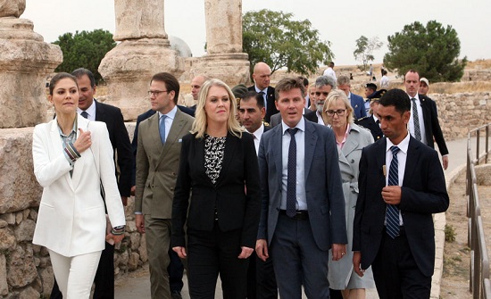 ولية عهد السويد تزور منطقة تركي بناعور