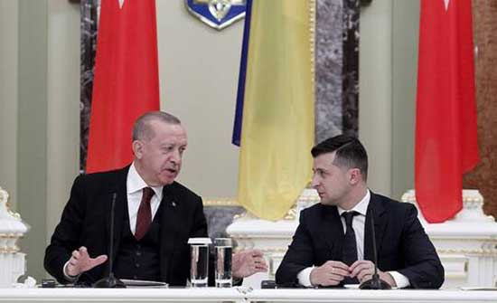 أردوغان لزيلينسكي: نبذل جهودا للتوصل إلى هدنة في أوكرانيا بأسرع وقت أردوغان لزيلينسكي: نبذل جهودا للتوصل إلى هدنة في أوكرانيا بأسرع وقت