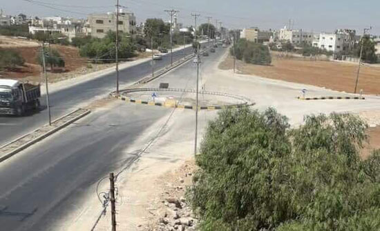 حوارة : مواطنون يرفضون ازالة دوار مثير للجدل حوارة : مواطنون يرفضون ازالة دوار مثير للجدل