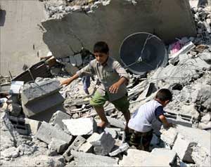 وفاة فلسطيني متاثرا باصابته برصاص الجيش الاسرائيلي شمال غزة 