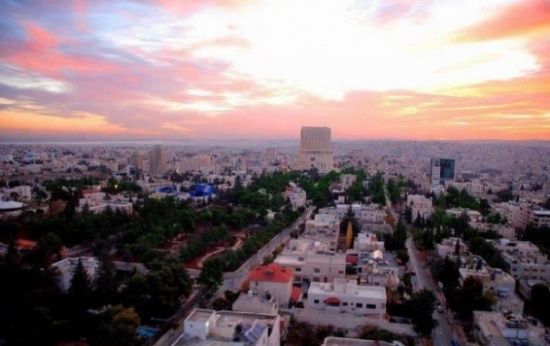 انخفاض قليل على الحرارة ونشاط الرياح عصر الاثنين