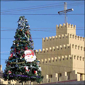 الكنائس المسيحية في العراق تلغي احتفالات الميلاد  